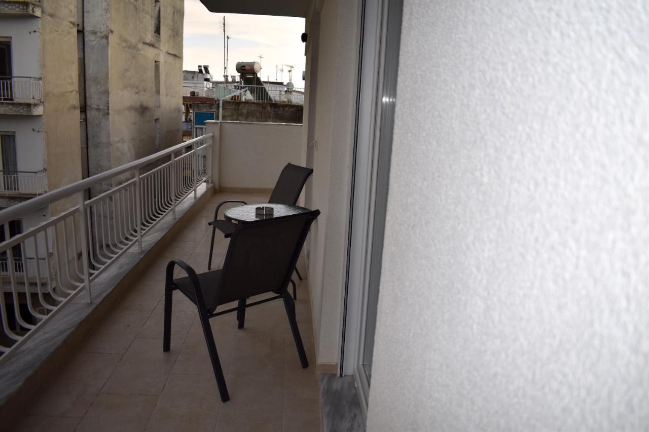 Sea View Luxury Apartment In Nea Kallikratia. Nea Kallikrateia Eksteriør bilde