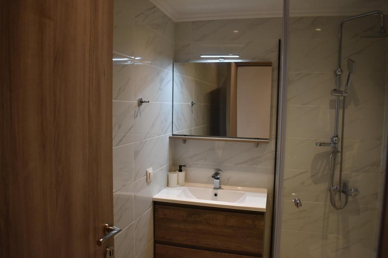 Sea View Luxury Apartment In Nea Kallikratia. Nea Kallikrateia Eksteriør bilde